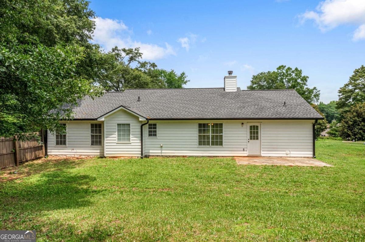 2027 Providence Roads Statham - Photo 29