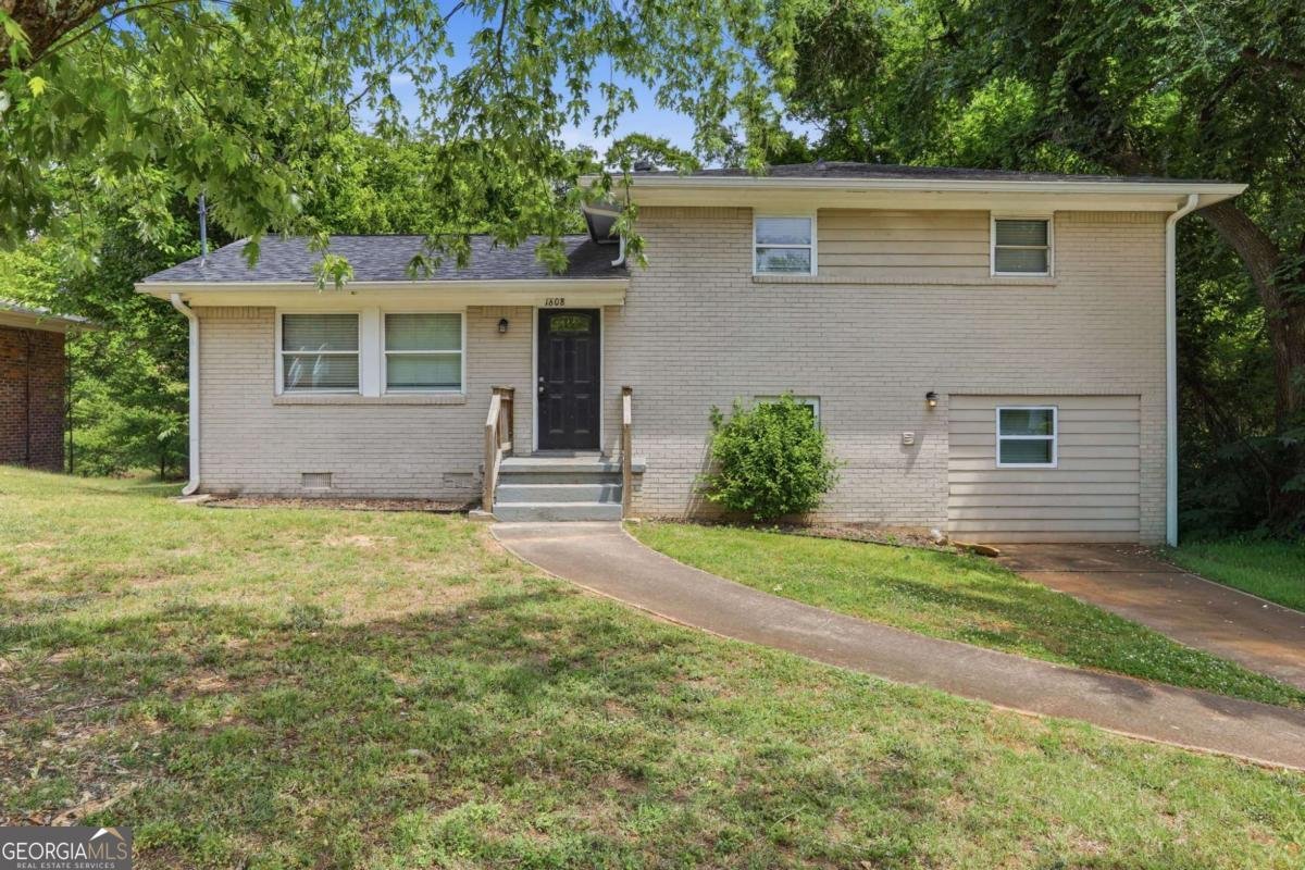 1608 Austin Road Decatur - main photo
