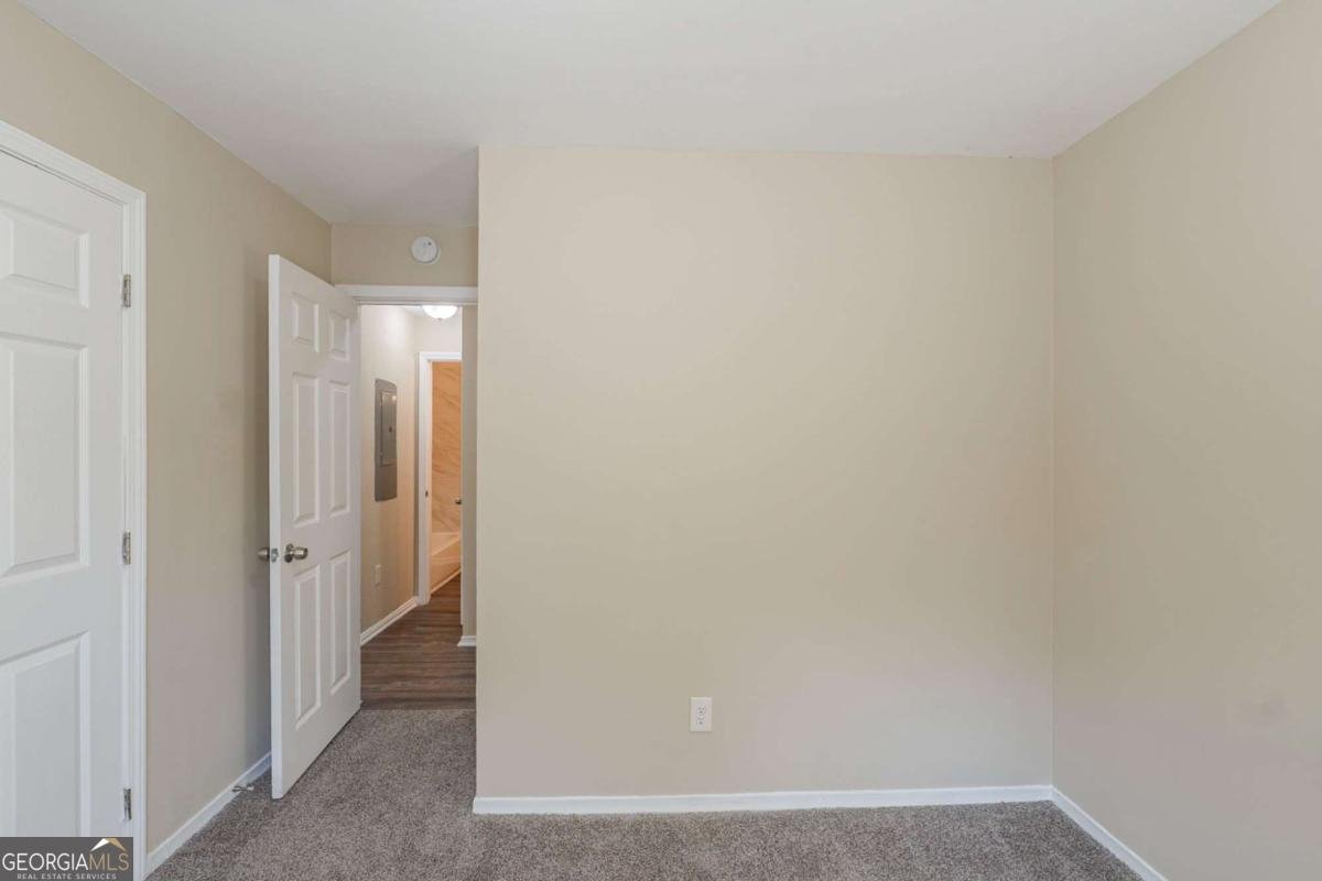 2406 Swallow Circle Atlanta - Photo 18