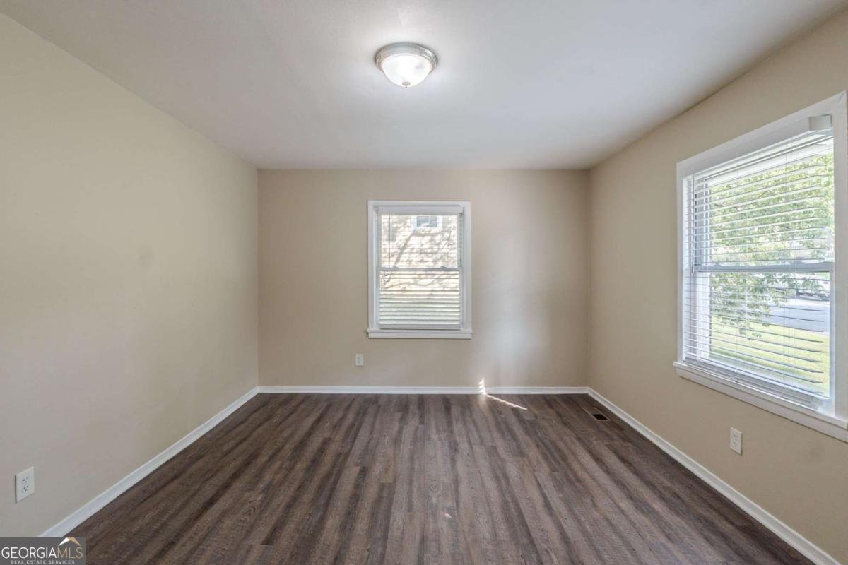 2406 Swallow Circle Atlanta - Photo 7