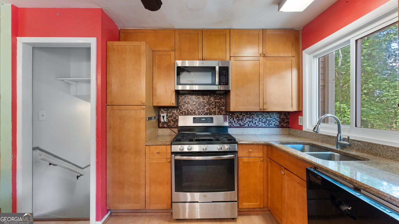 1490 Dewberry Trail Marietta - Photo 12
