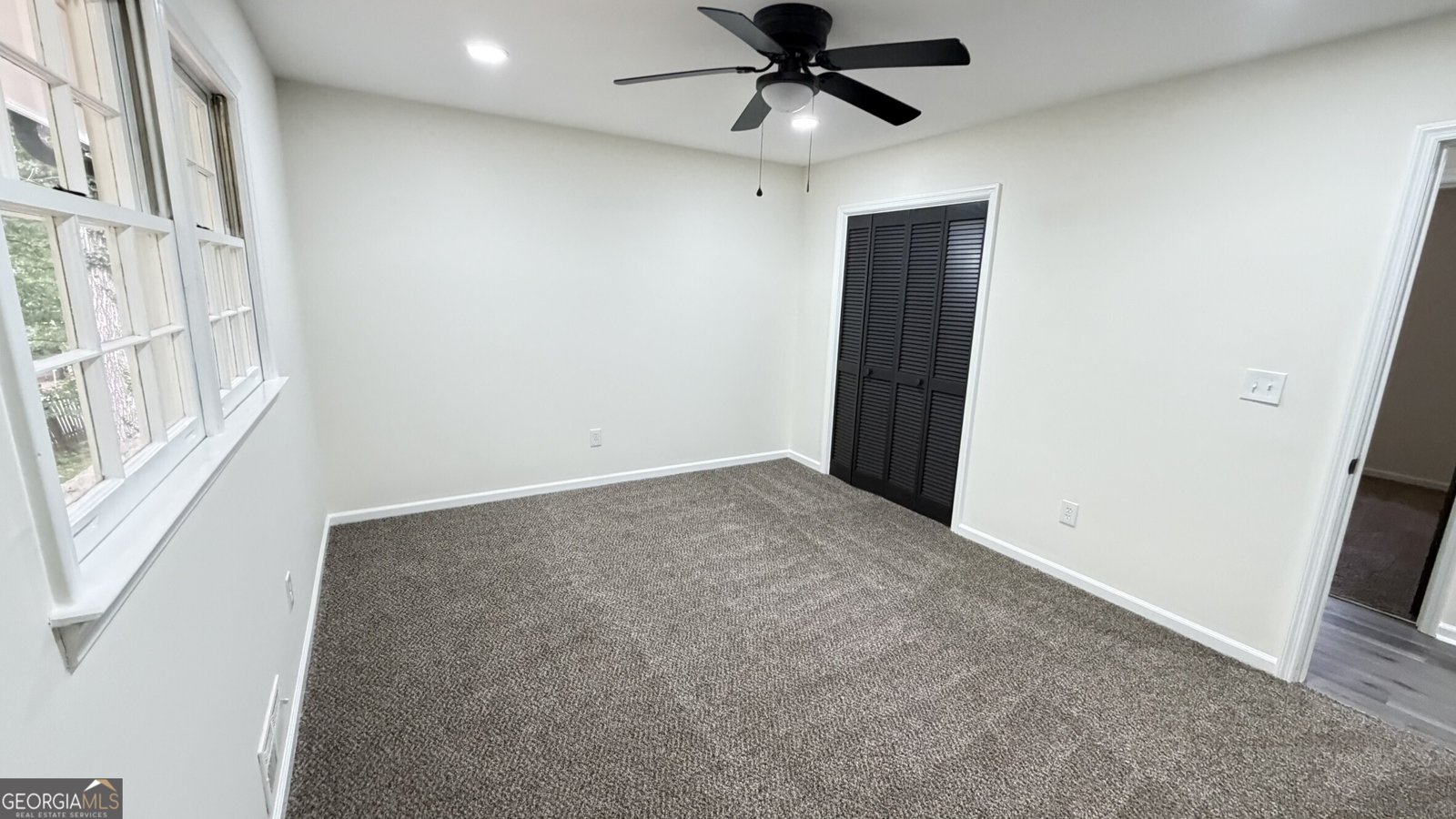 5698 CRESTWOOD Drive Stone Mountain - Photo 18