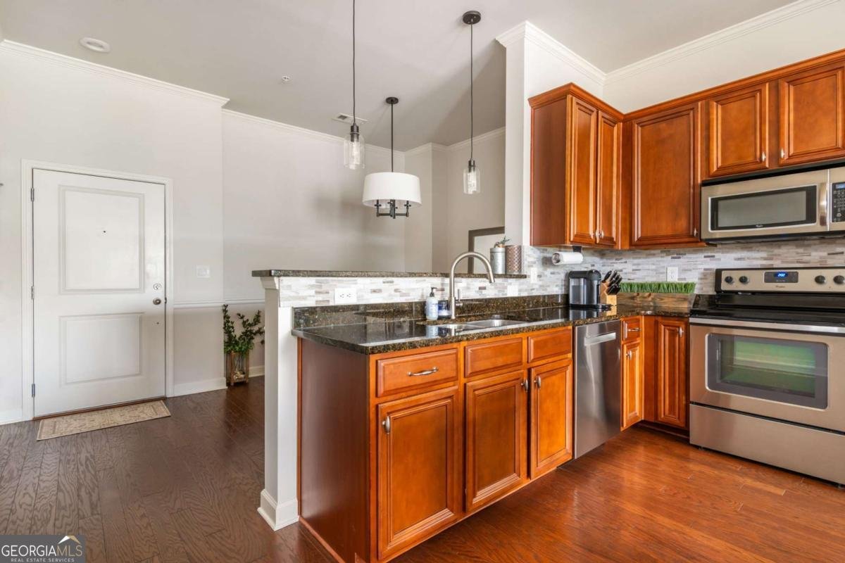 7265 Glisten Avenue Atlanta - Photo 10