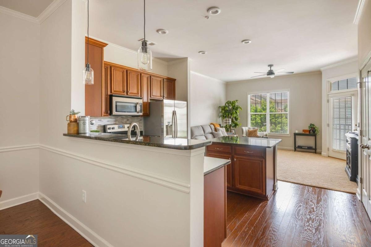 7265 Glisten Avenue Atlanta - Photo 9