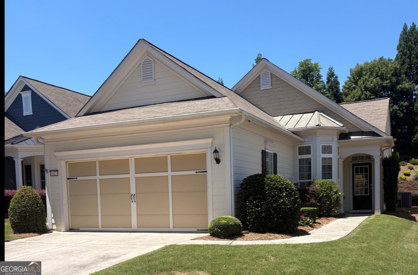 6627 Autumn Ridge Way Hoschton - main photo