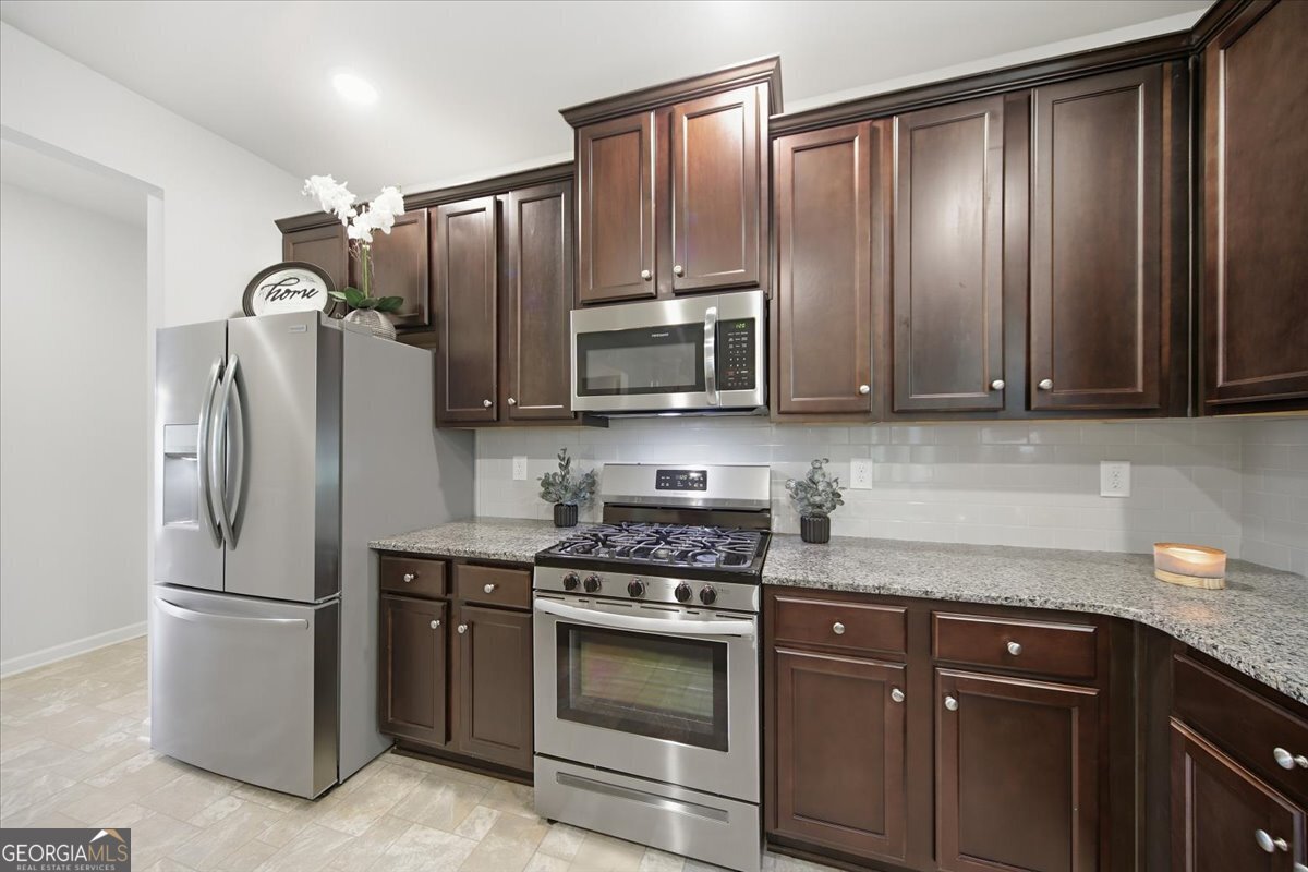 206 Pincourt Loop Griffin - Photo 10