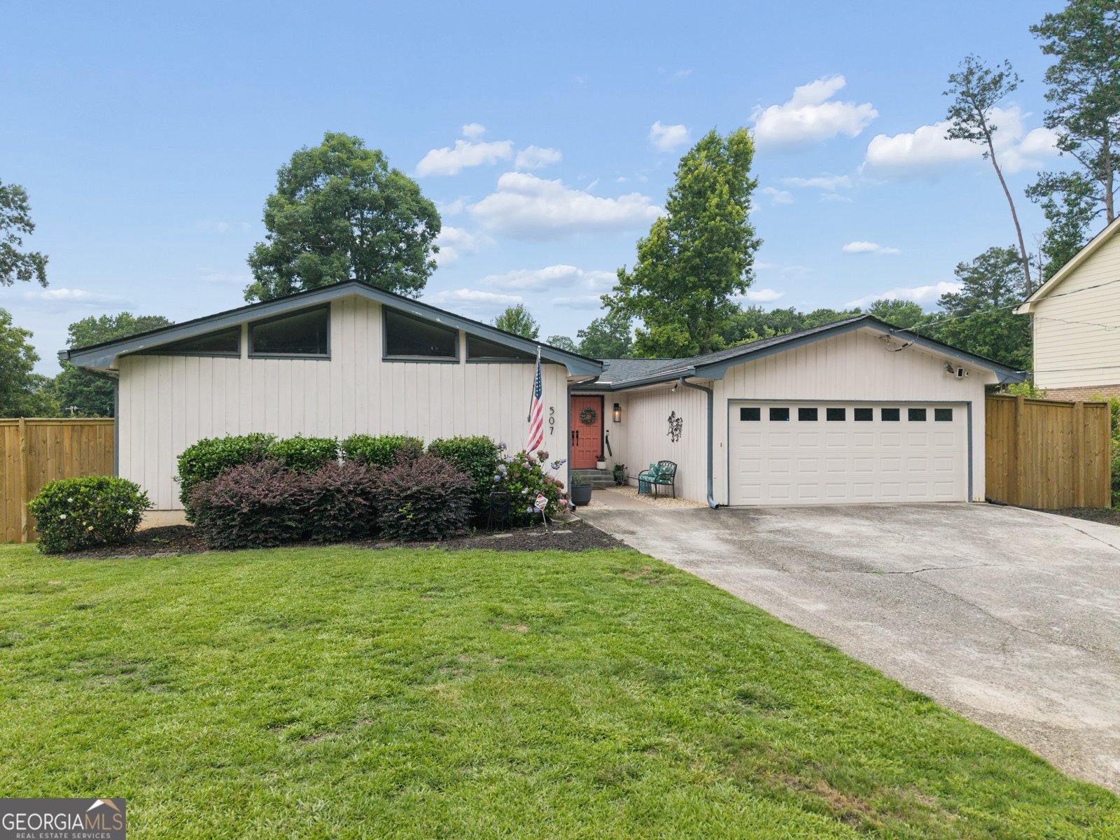 507 Angie Way Lilburn - main photo