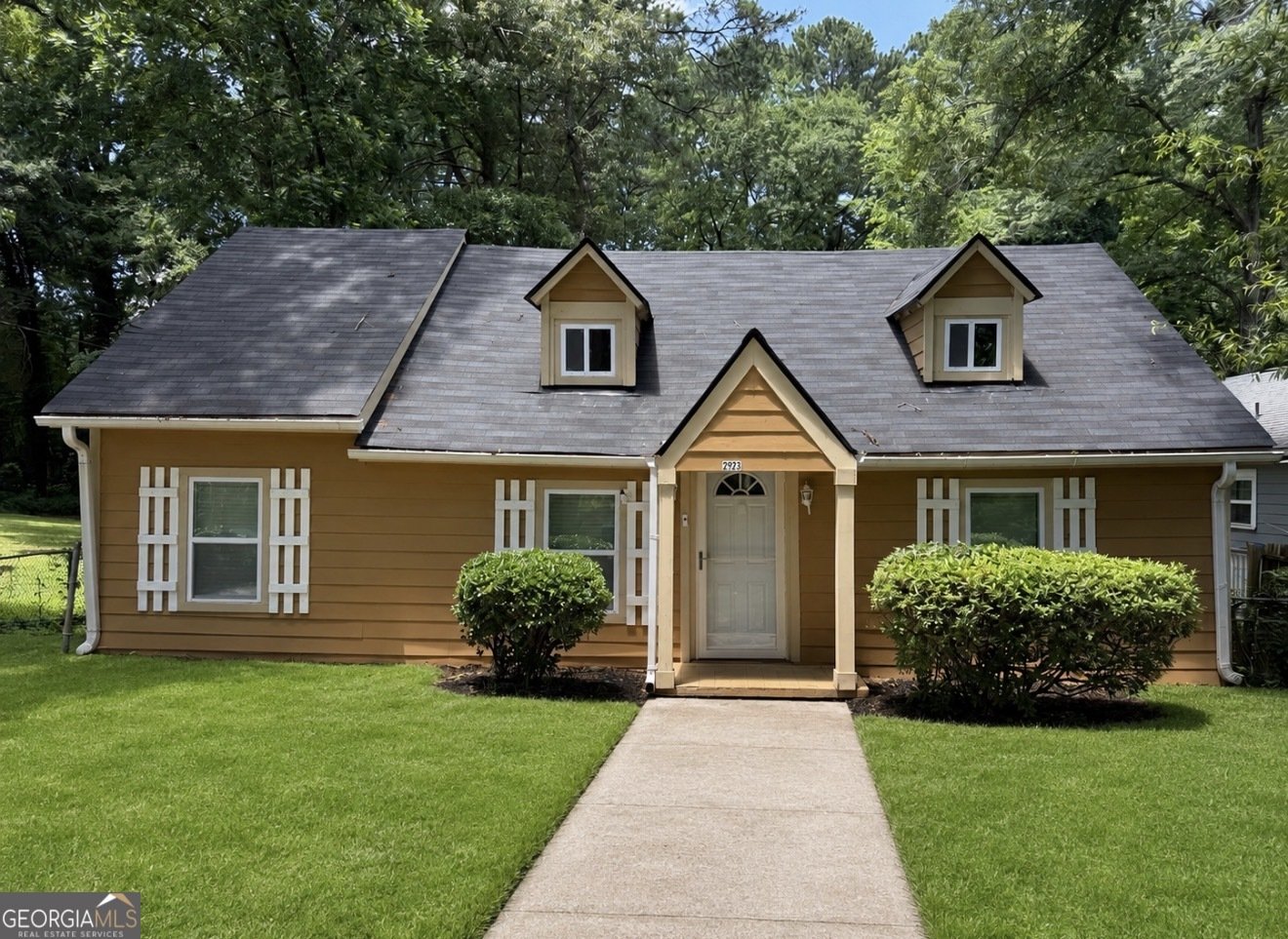 2523 Hood Avenue Atlanta - main photo