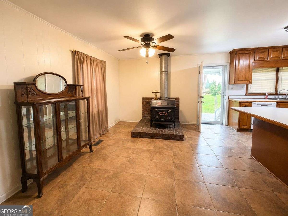 737 College Street Bowdon - Photo 9