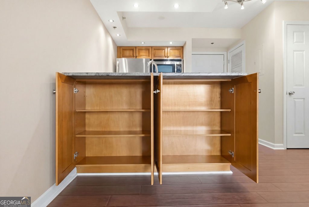 795 Hammond Drive Sandy Springs - Photo 16