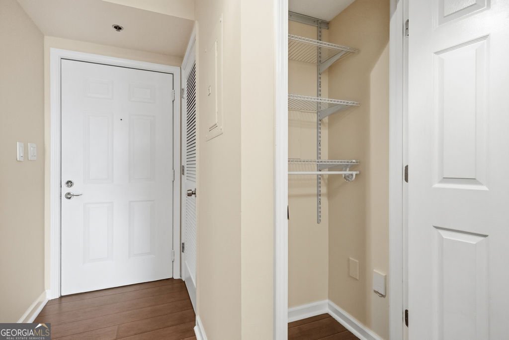 795 Hammond Drive Sandy Springs - Photo 19