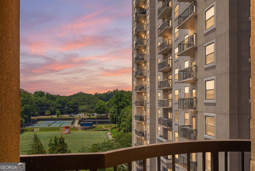 795 Hammond Drive Sandy Springs - Photo 22