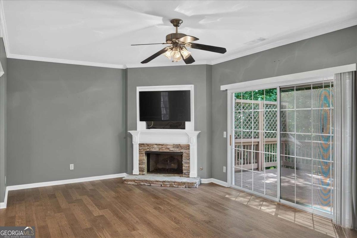 2075 Pine Tree Drive Buford - Photo 9