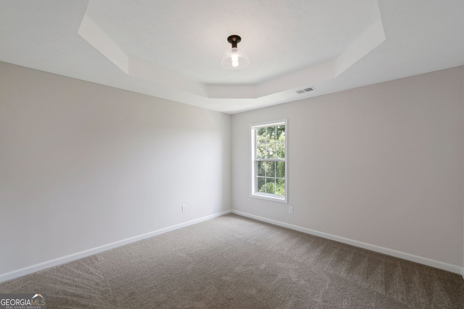 532 Surrey Lane Stockbridge - Photo 10