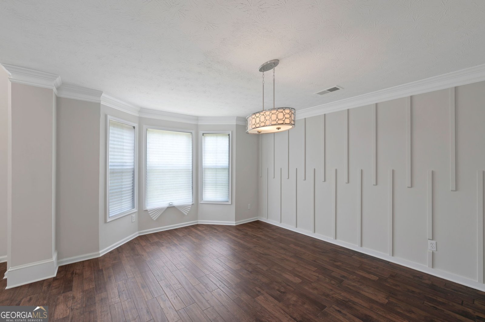 532 Surrey Lane Stockbridge - Photo 9
