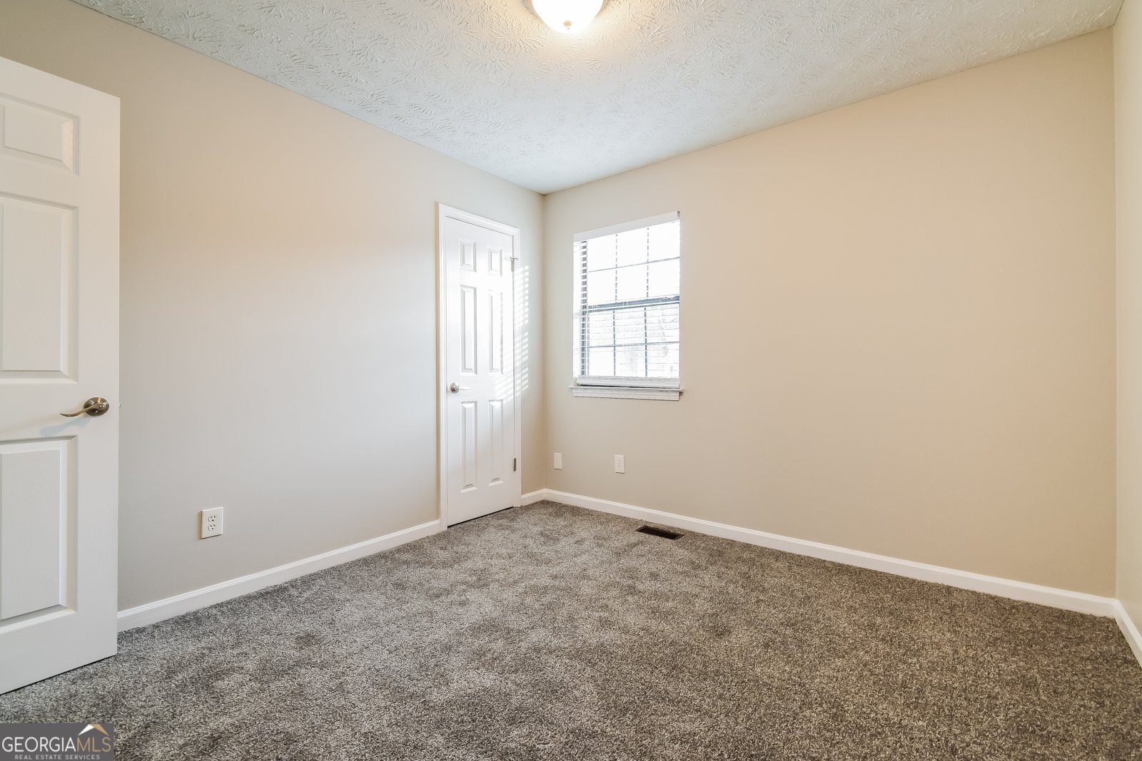 300 Renee Dawn Court Riverdale - Photo 10