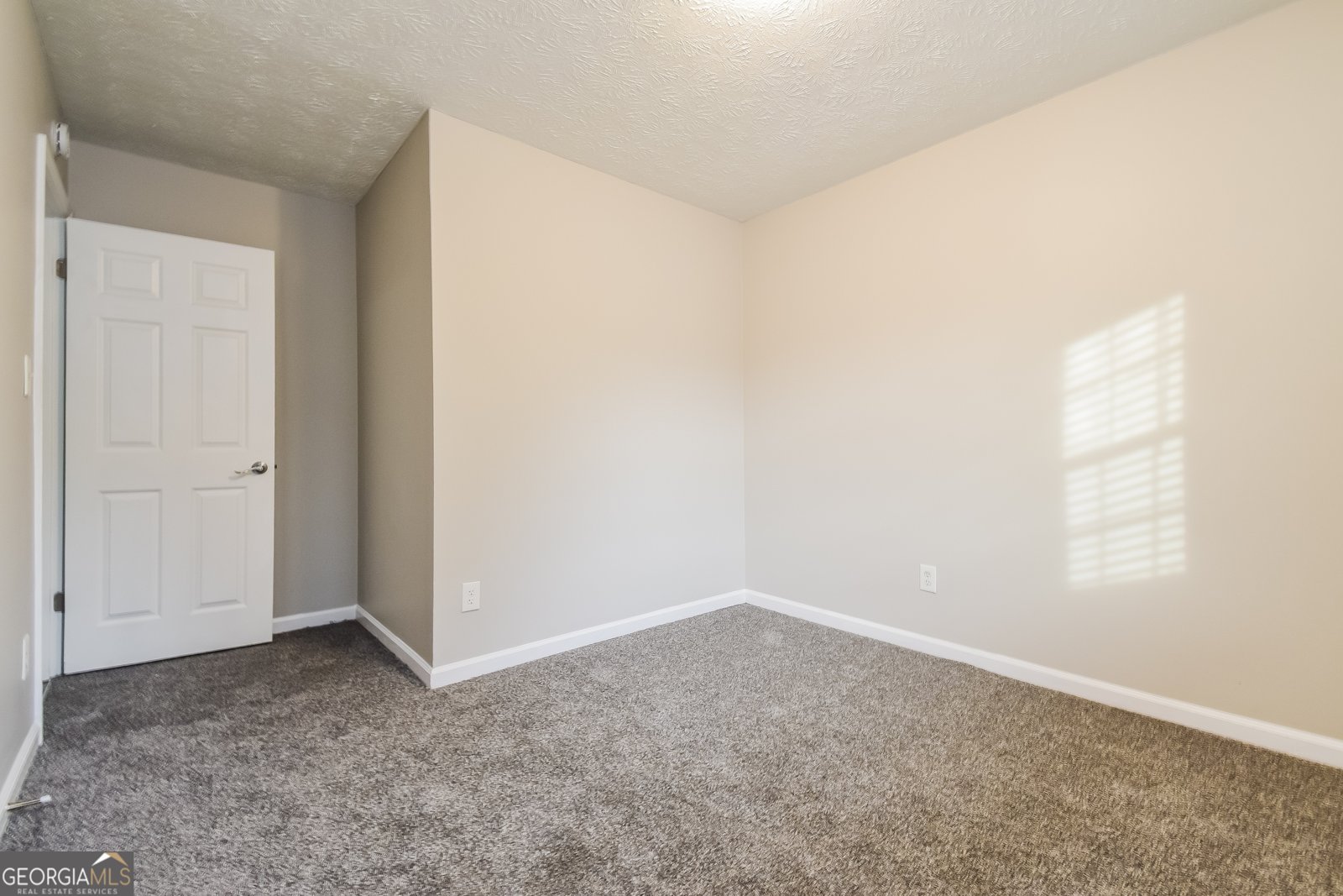 300 Renee Dawn Court Riverdale - Photo 11