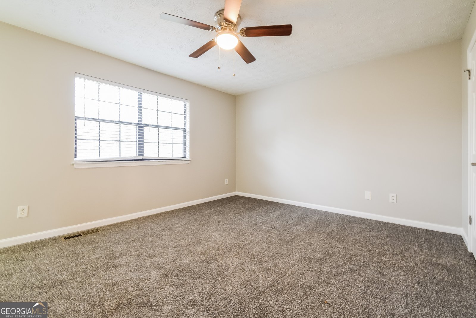 300 Renee Dawn Court Riverdale - Photo 13