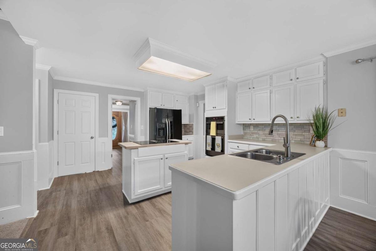 2405 Aveberry Court Conyers - Photo 11
