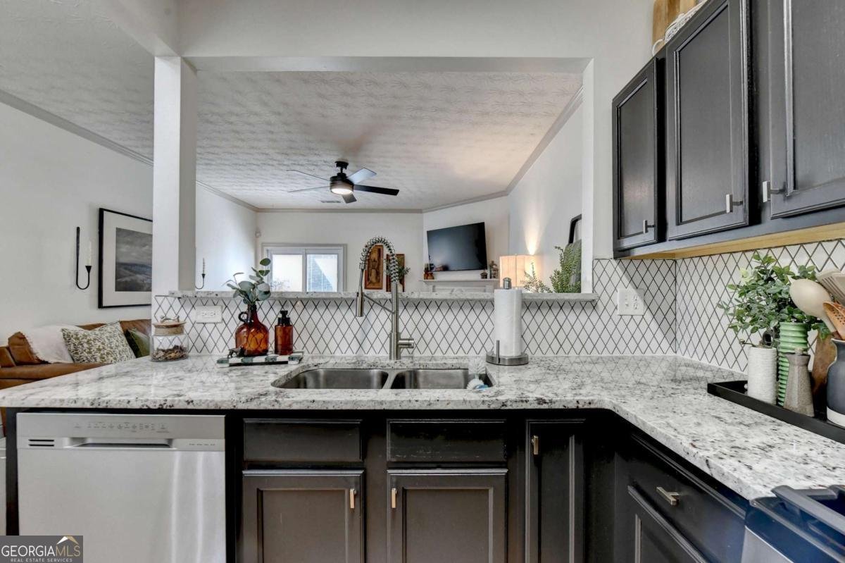 1364 Penhurst Drive Lawrenceville - Photo 12