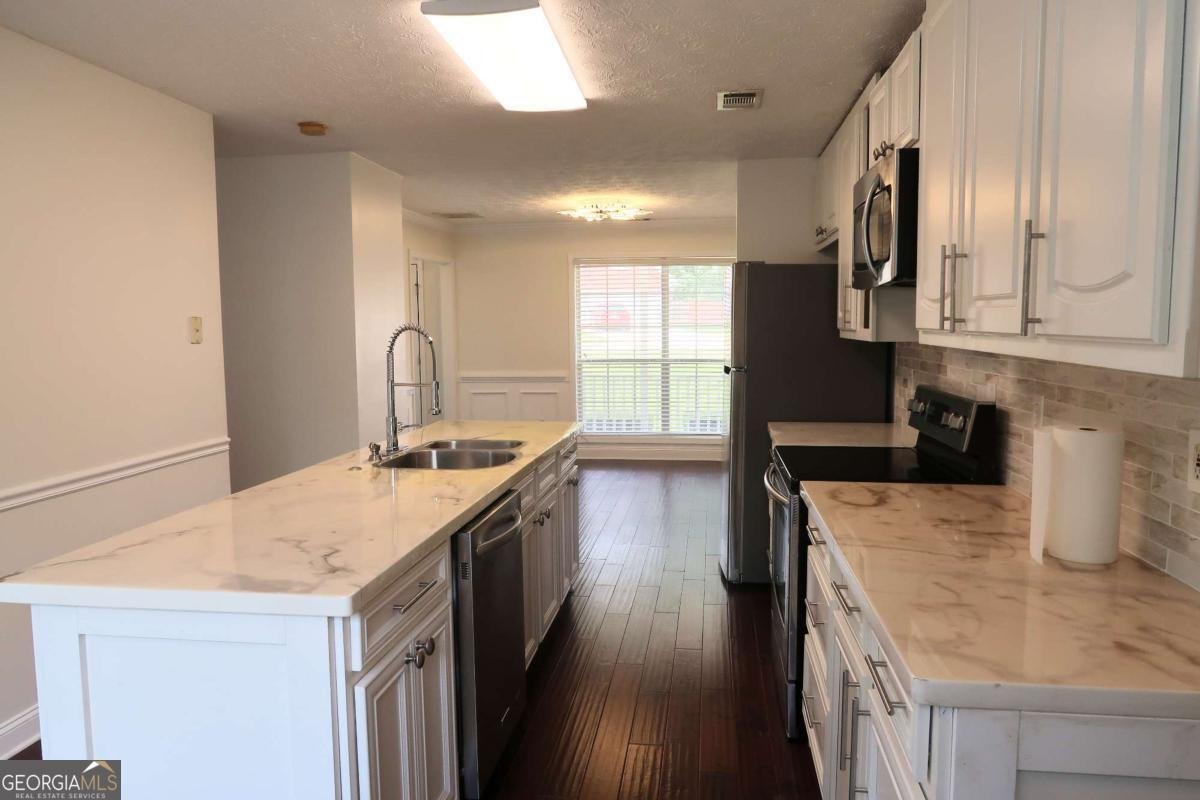 155 Summer Leigh Drive Stockbridge - Photo 10