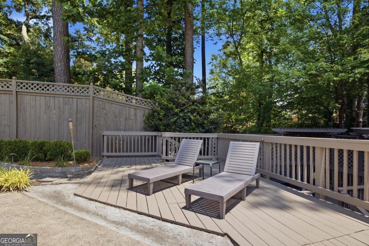 395 Spindle Court Sandy Springs - Photo 56