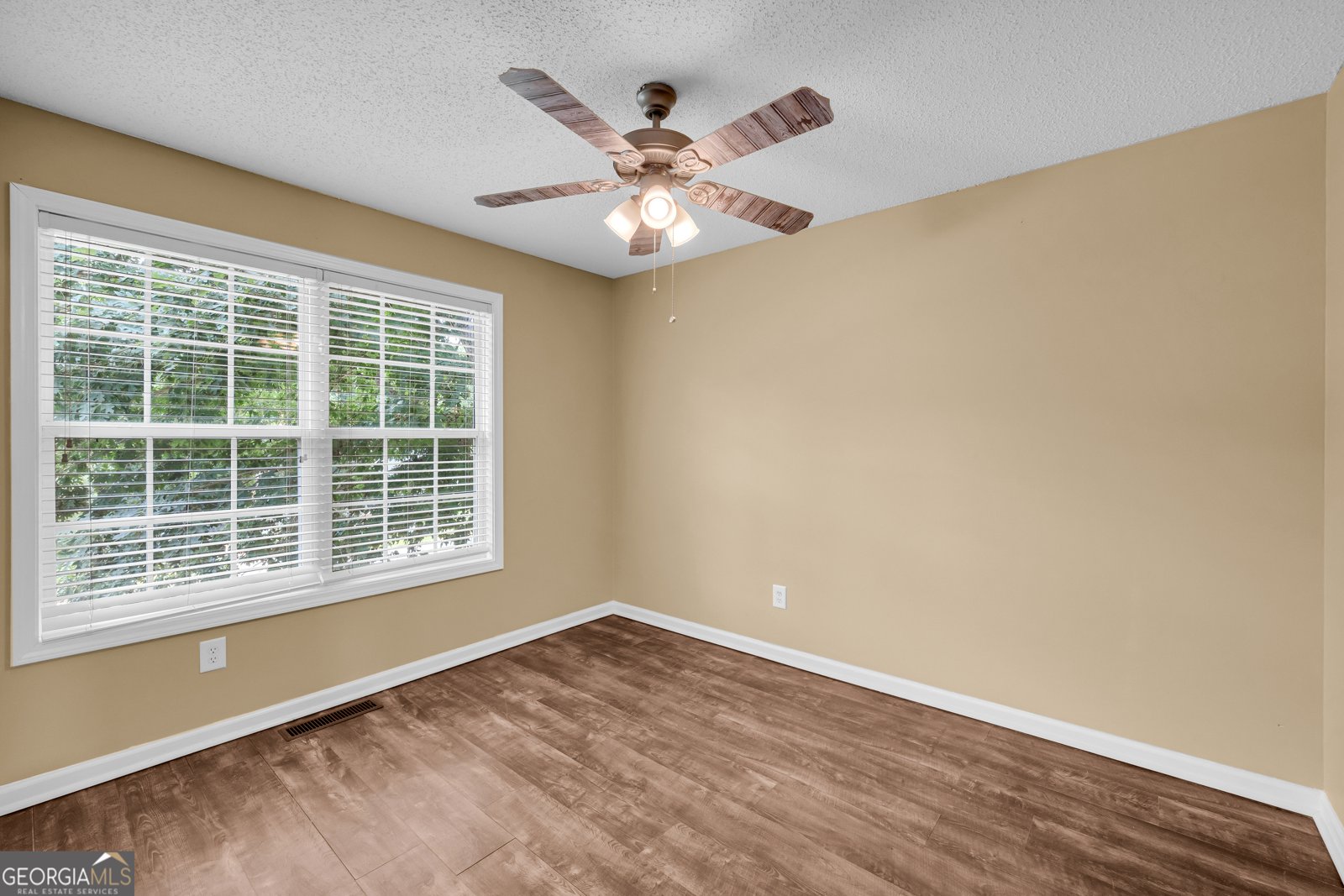 259 Beacon Drive Maysville - Photo 12