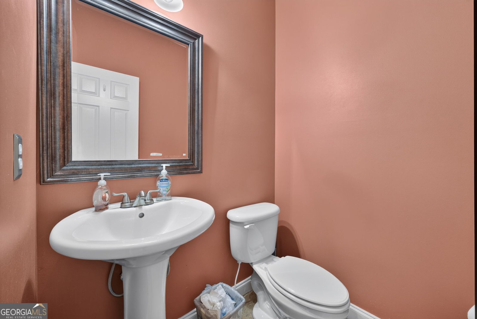 2504 Lois Court Loganville - Photo 23