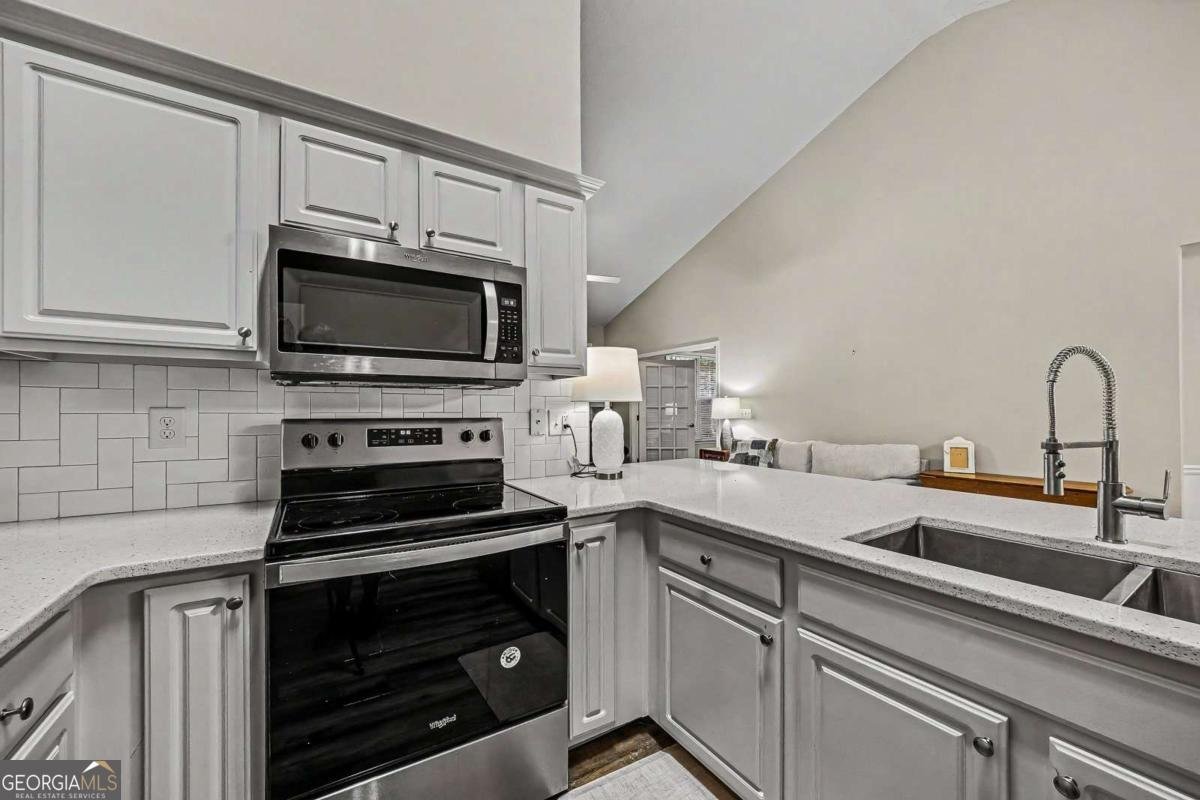 326 Camry Circle Dallas - Photo 13