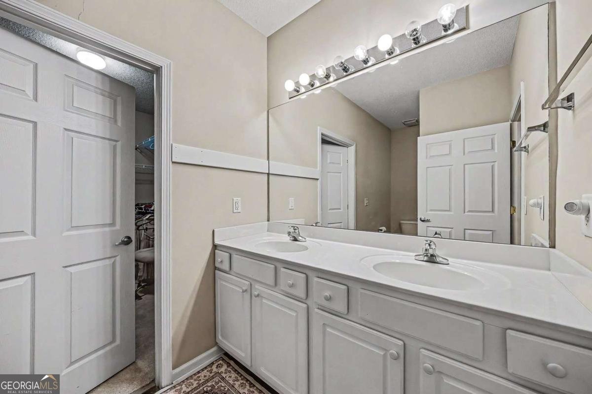 326 Camry Circle Dallas - Photo 18
