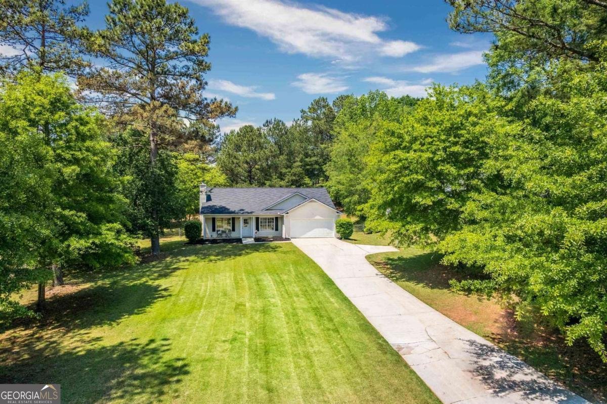 1447 Millstone Court Bethlehem - main photo