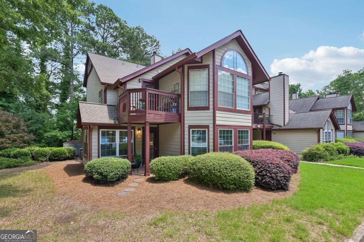 102 Hawkstone Way Alpharetta - main photo