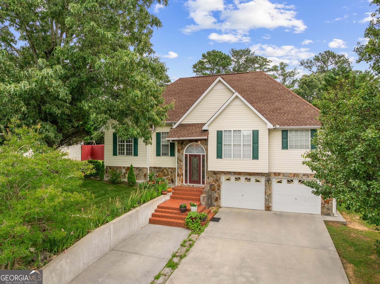 391 Wildwood Circle Calhoun - main photo