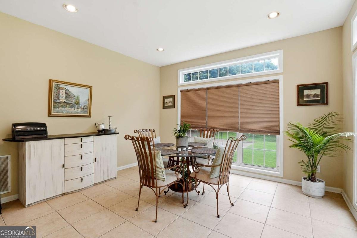 4040 Delamar Drive Cumming - Photo 17