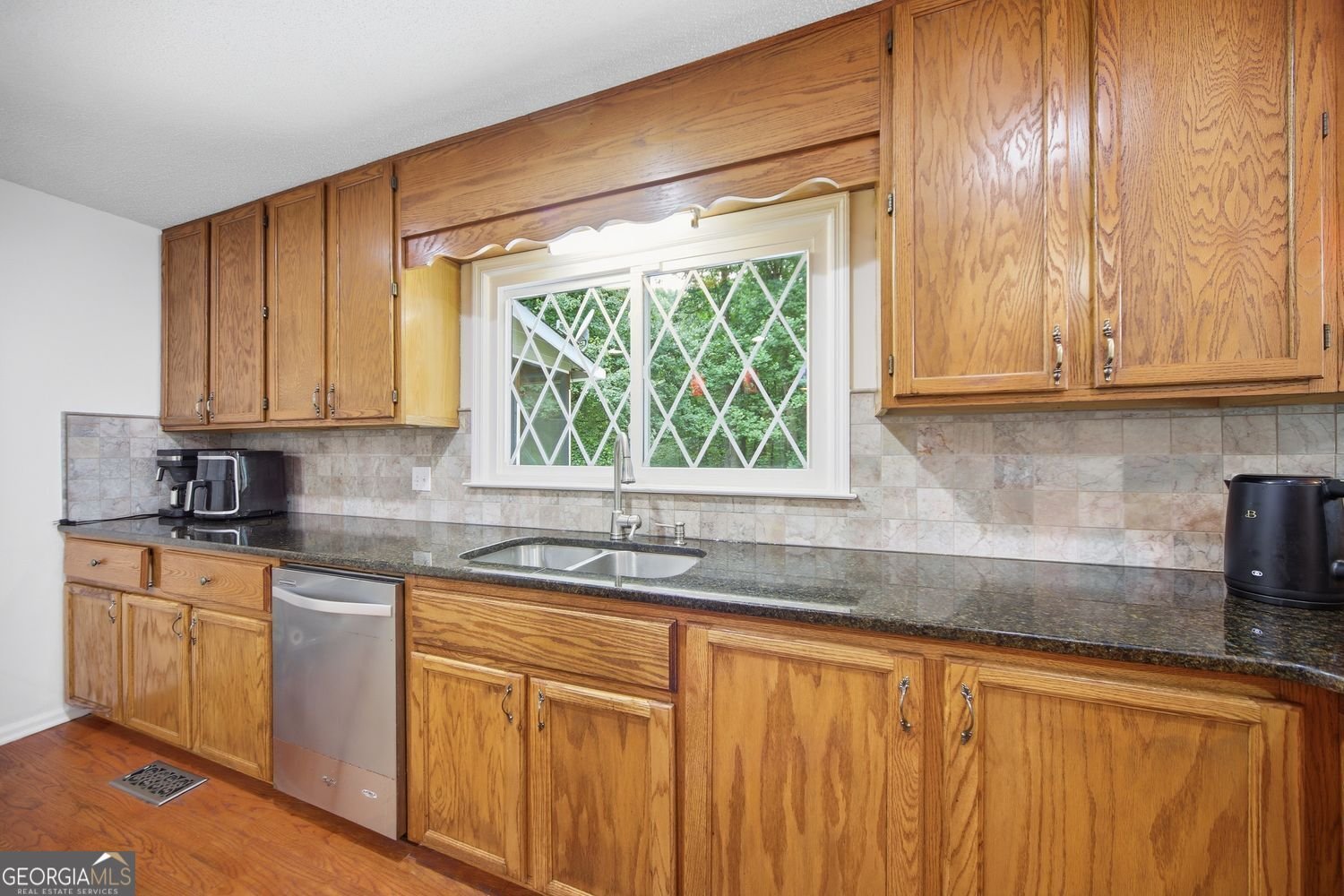 1875 Dovonshire Road Marietta - Photo 16