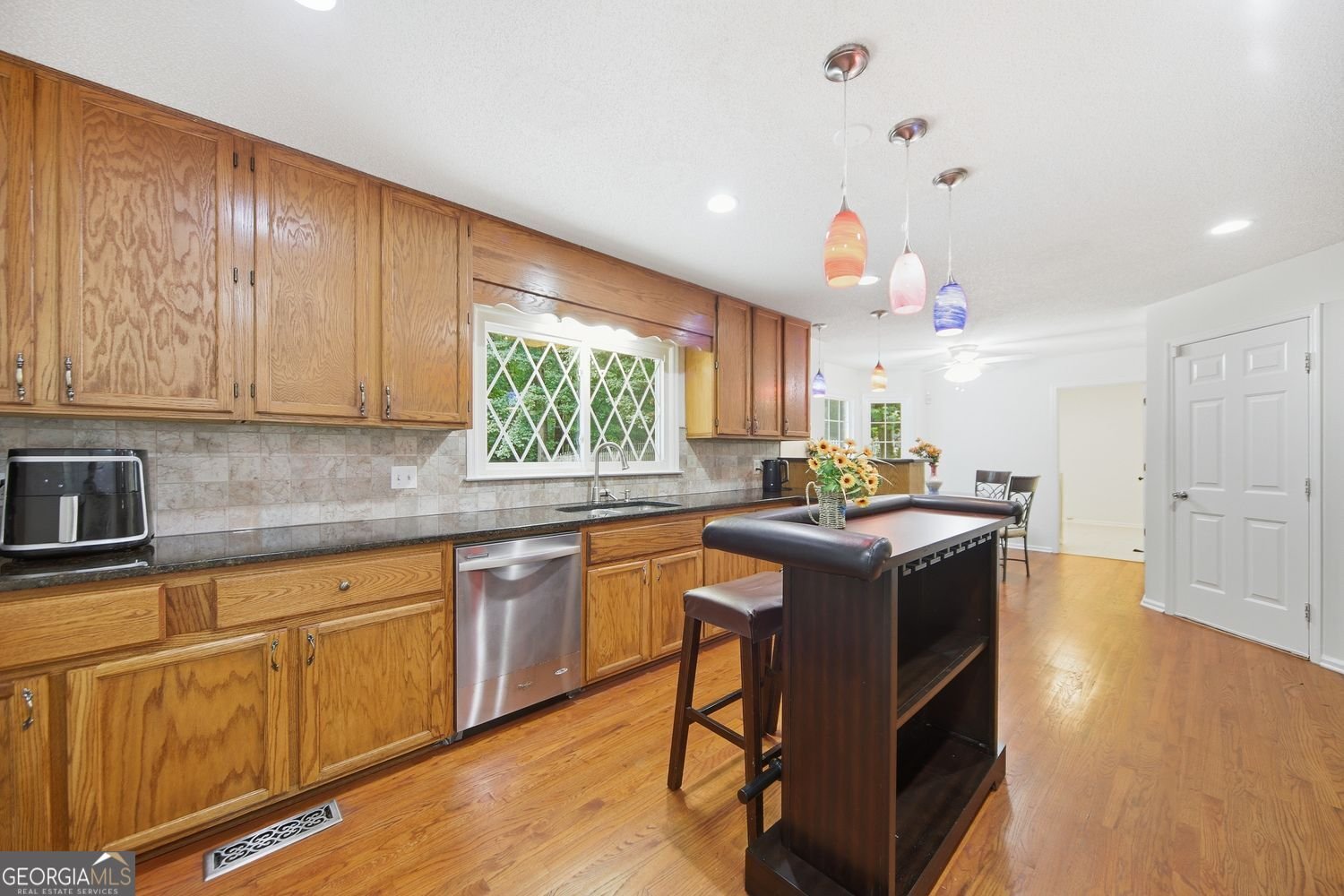 1875 Dovonshire Road Marietta - Photo 6