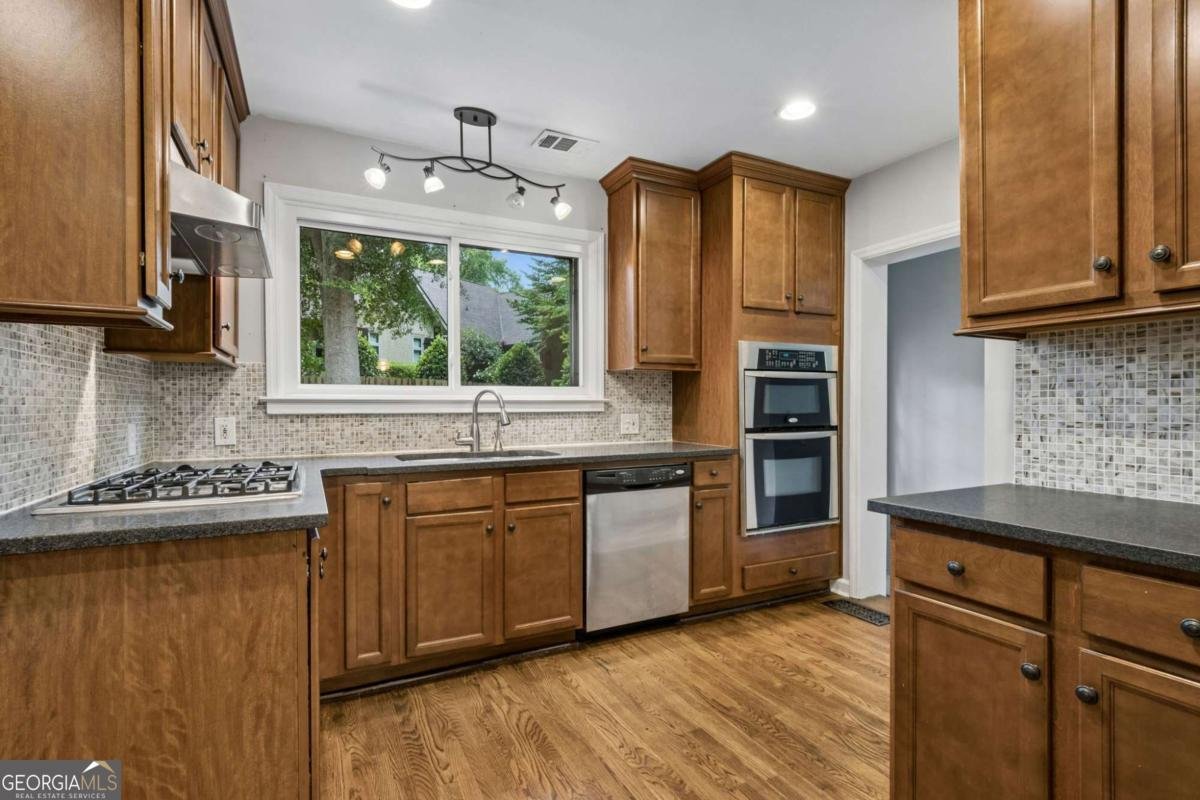 1197 Goodwin Road Atlanta - Photo 14