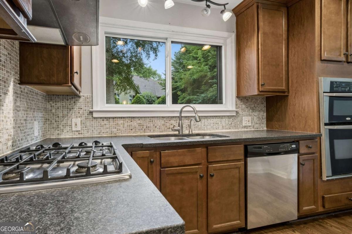 1197 Goodwin Road Atlanta - Photo 15