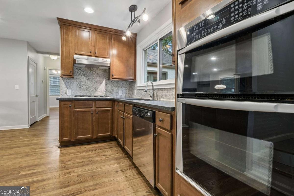 1197 Goodwin Road Atlanta - Photo 16