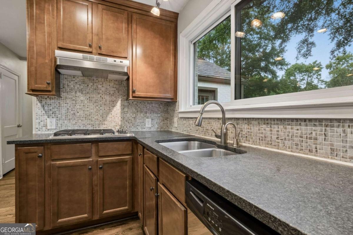 1197 Goodwin Road Atlanta - Photo 17