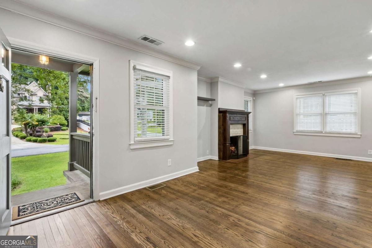 1197 Goodwin Road Atlanta - Photo 6
