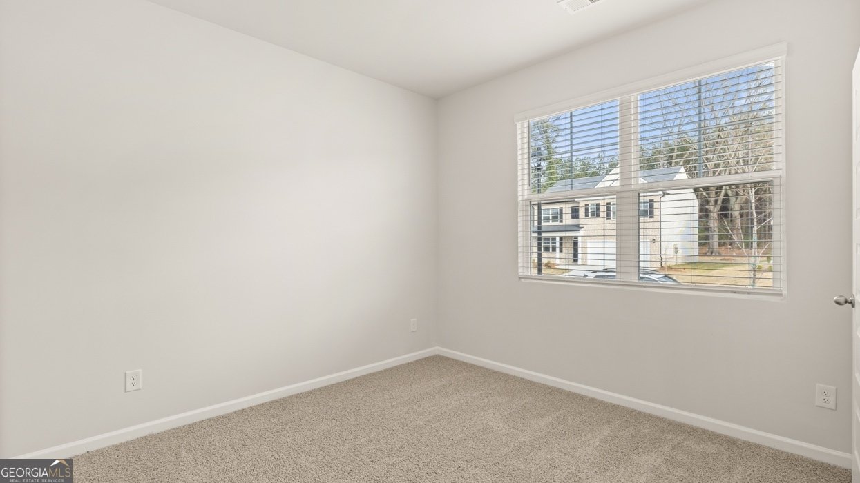 660 Whitman Lane Stockbridge - Photo 24