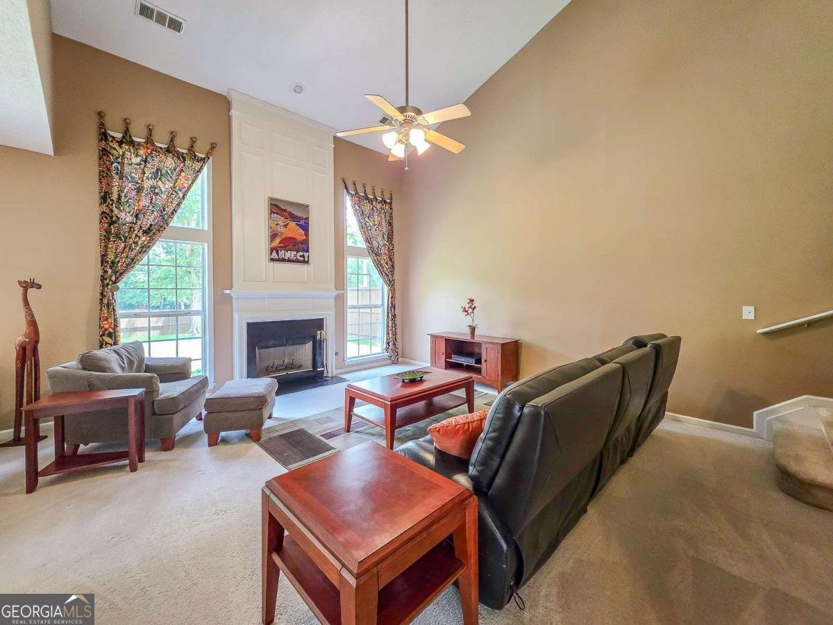 9025 Friarbridge Drive Suwanee - Photo 8