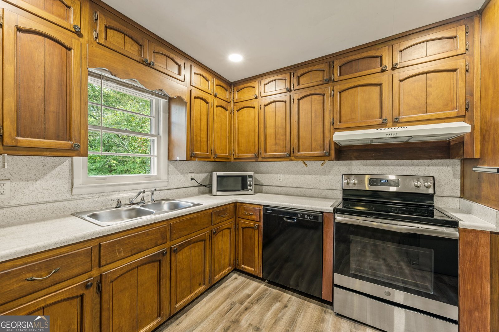 736 Stagecoach Road Stockbridge - Photo 12