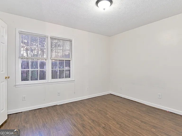 123-125 Curtis Road Lawrenceville - Photo 9