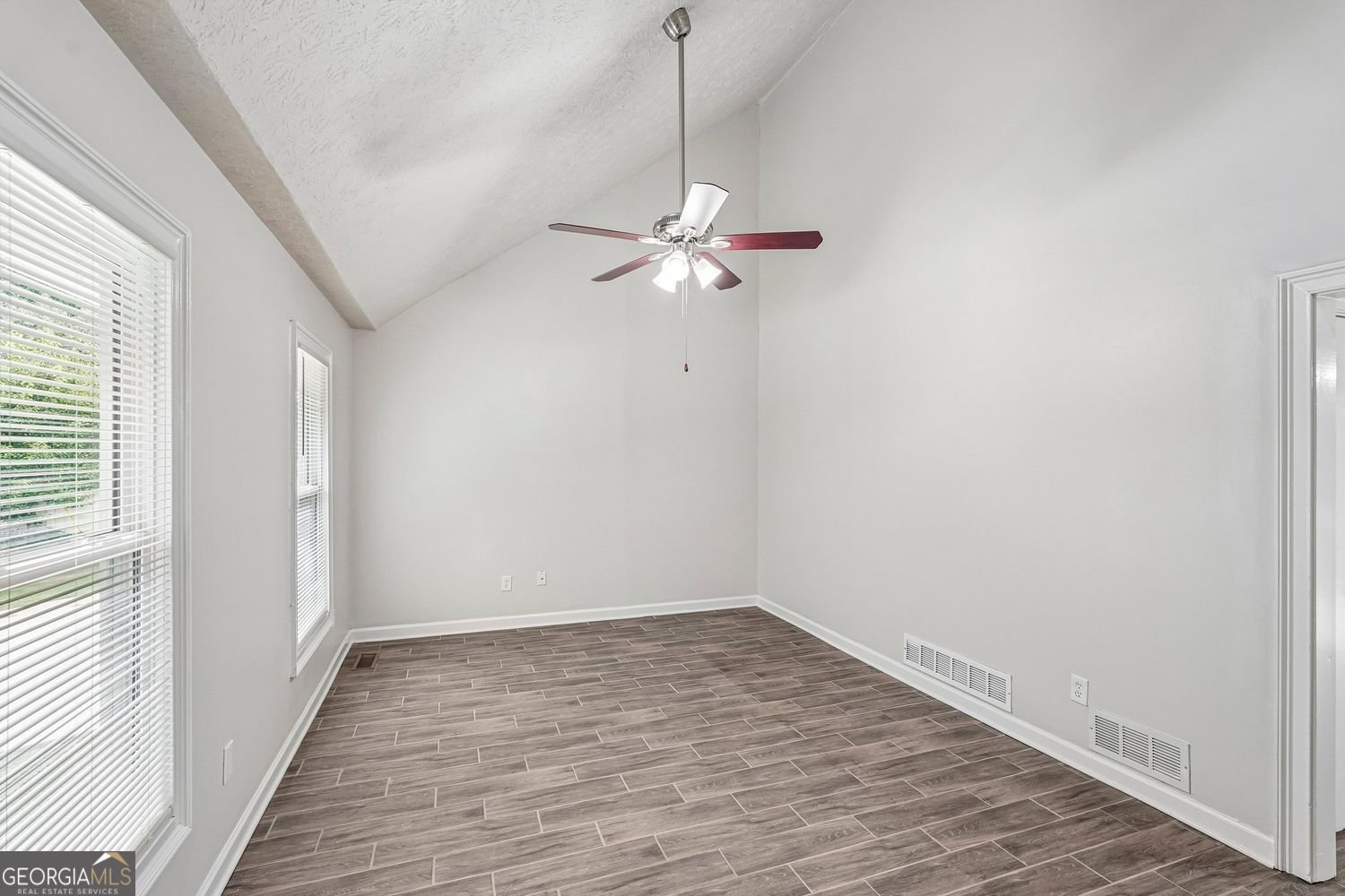 6921 Fairways Drive Douglasville - Photo 6