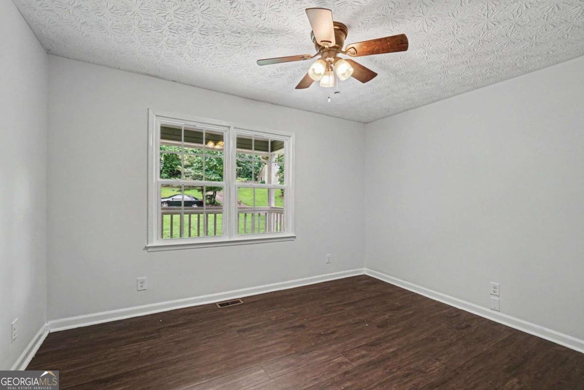 1037 Atherton Lane Woodstock - Photo 9