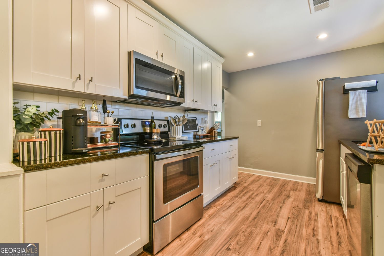 3449 Pinehill Drive deca - Photo 13