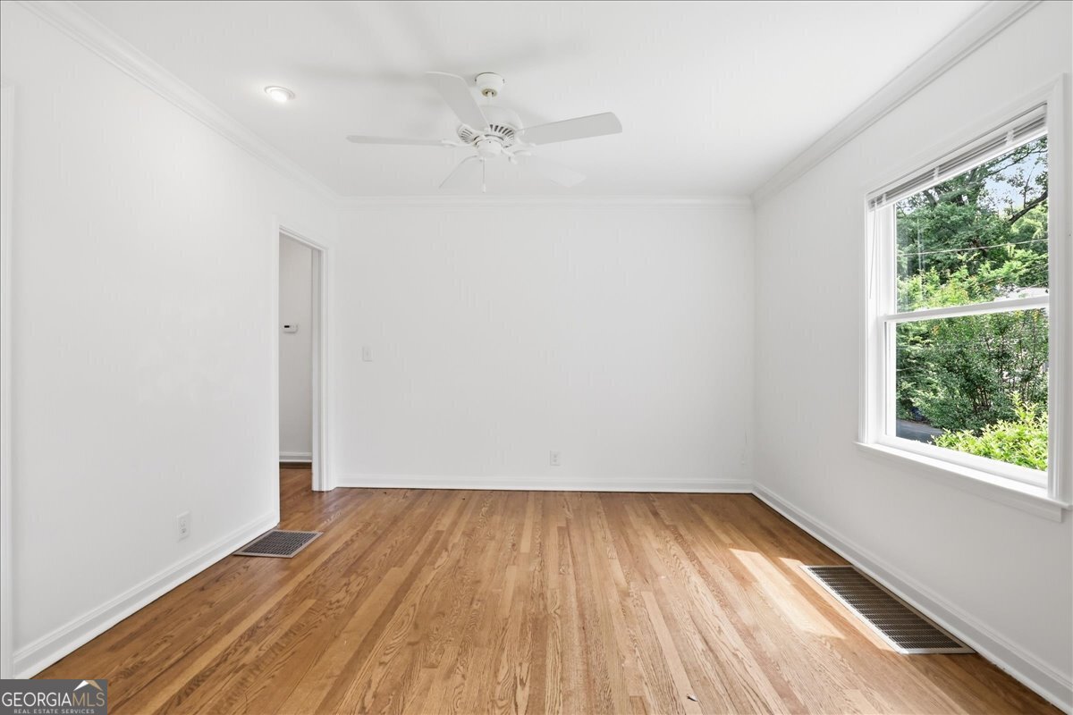 1464 Hawthorne Avenue Atlanta - Photo 9