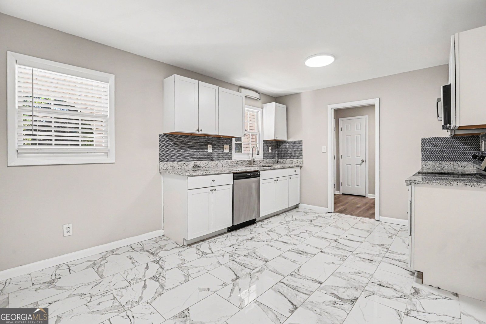 3699 Columbia Parkway Decatur - Photo 7